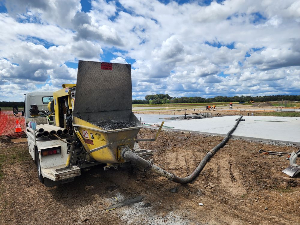 Line Pump vs Boom Pump: Selecting the Best Choice for You