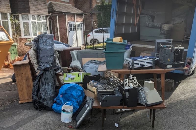 Rubbish Removal in Farnham: Quick and Effective Clearance Solutions